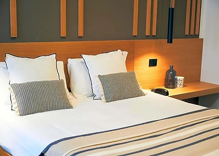Central Lodge Hotel Otel