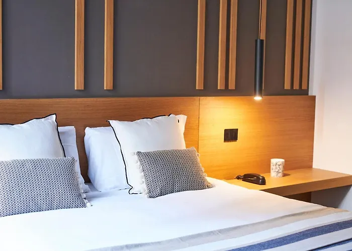 Hotel Central Lodge Hotel